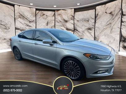 Used 2017 Ford Fusion SE w/ Fusion SE Technology Package