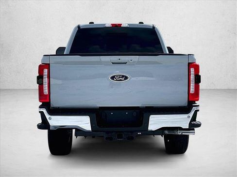 Used 2025 Ford F250 Lariat w/ Lariat Ultimate Package AWD/4WD image 4