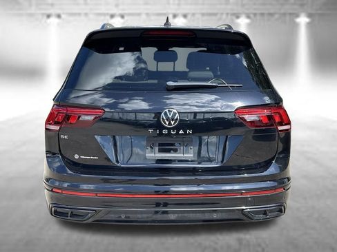 Certified 2022 Volkswagen Tiguan SE R-Line FWD image 5