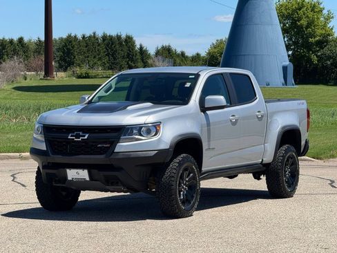 Used 2018 Chevrolet Colorado ZR2 w/ ZR2 Dusk Special Edition AWD/4WD image 4
