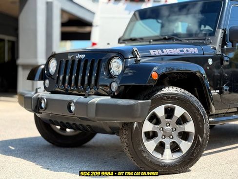 Used 2017 Jeep Wrangler Unlimited Rubicon w/ Connectivity Group AWD/4WD image 2