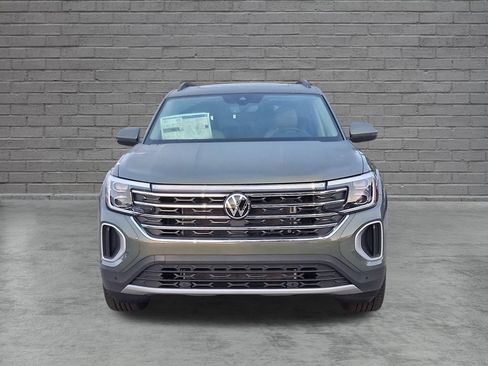 New 2026 Volkswagen Atlas SE FWD image 2