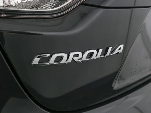 Used 2024 Toyota Corolla SE image 10