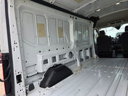 Used 2017 Ford Transit 250 148 Medium Roof w/ Exterior Upgrade Package image 33