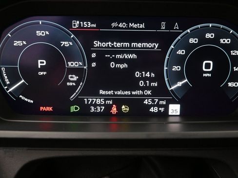 Used 2024 Audi Q4 e-tron Premium Plus w/ Premium Plus image 17