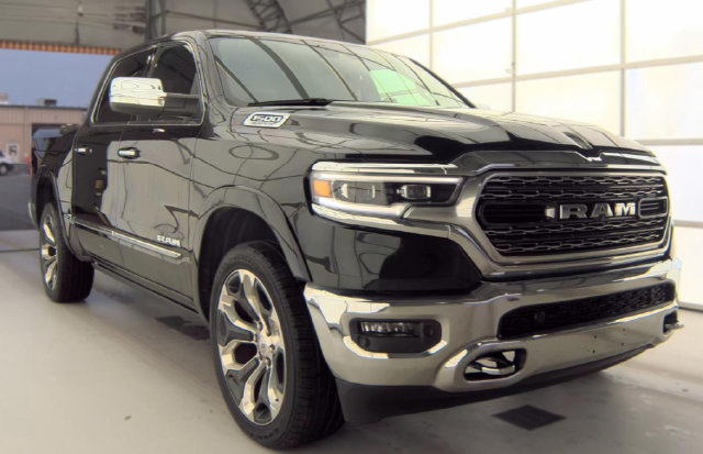 Used 2019 RAM 1500 Limited w/ Advanced Safety Group AWD/4WD image 3