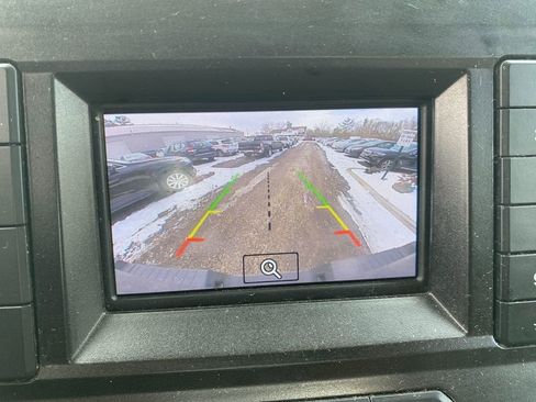 Used 2022 Ford F250 XL w/ Power Equipment Group image 21