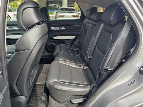 New 2026 Genesis GV70 2.5T Advanced AWD/4WD image 23