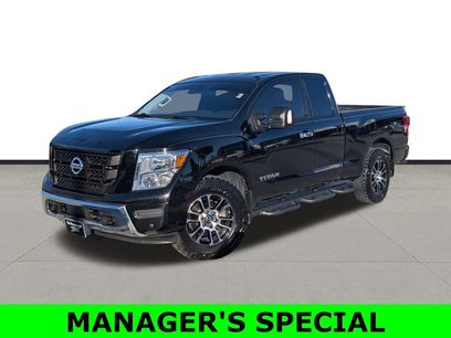 Used 2021 Nissan Titan SV w/ SV Convenience Package