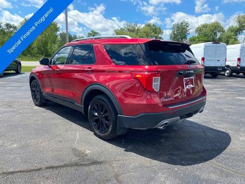 Used 2022 Ford Explorer Limited w/ Class IV Trailer Tow Package AWD/4WD image 4
