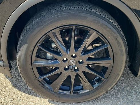 Certified 2024 Nissan Murano SV w/ SV Midnight Edition Package image 12