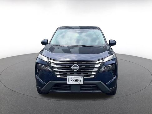 Used 2025 Nissan Rogue SV AWD/4WD image 4