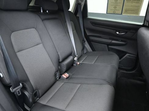Used 2023 Honda CR-V LX image 18
