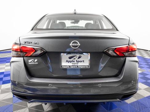 Used 2025 Nissan Versa SV FWD image 5
