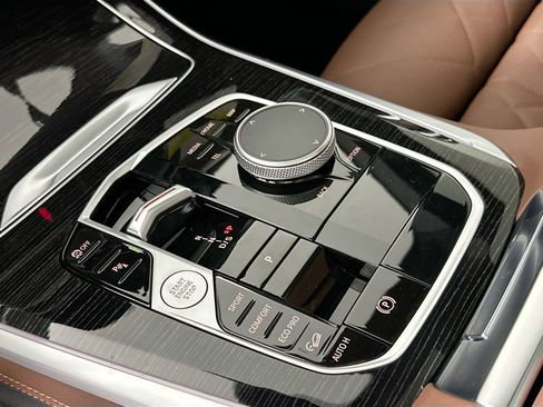 New 2026 BMW X5 xDrive40i w/ M Sport Package image 16