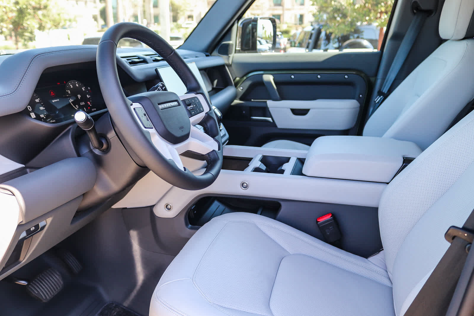New 2026 Land Rover Defender 110 S AWD/4WD image 17