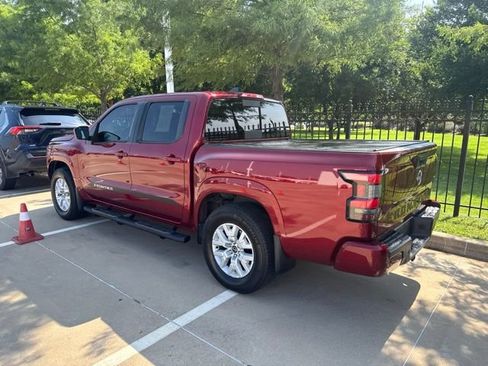 Used 2024 Nissan Frontier SV w/ SV Convenience Package RWD image 4