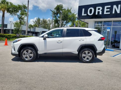 Used 2024 Toyota RAV4 XLE FWD image 8