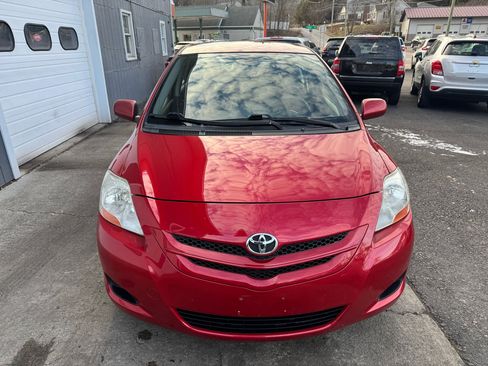 Used 2007 Toyota Yaris Sedan image 2