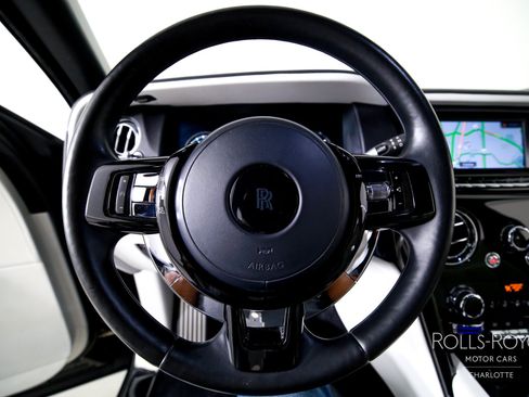 Used 2021 Rolls-Royce Cullinan Black Badge AWD/4WD image 14