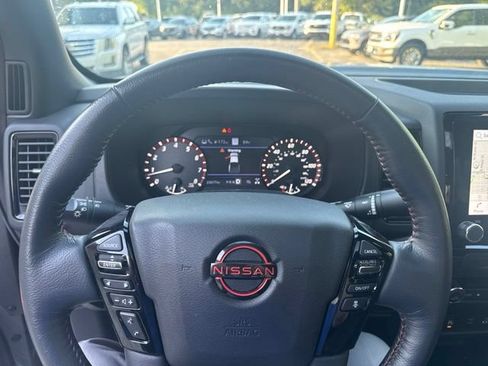 Used 2024 Nissan Frontier PRO-4X w/ Pro Premium Package AWD/4WD image 19