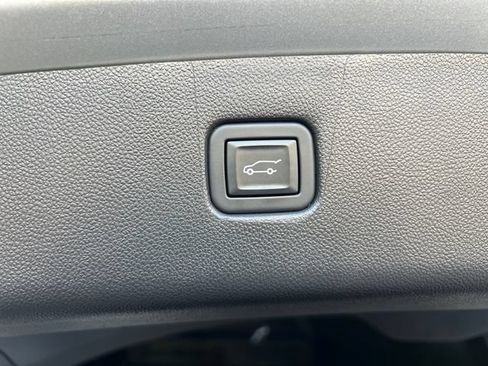 Used 2021 Chevrolet Blazer RS w/ Enhanced Convenience Package AWD/4WD image 26