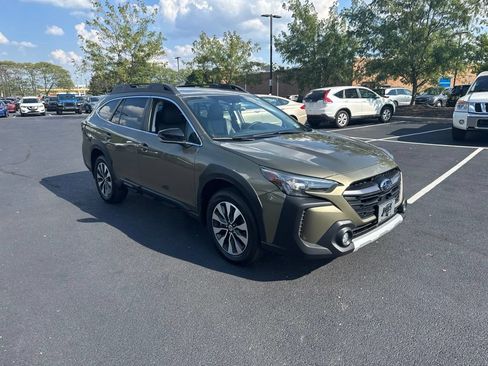 Used 2024 Subaru Outback Limited XT AWD/4WD image 4