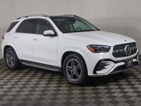 Used 2024 Mercedes-Benz GLE 450 4MATIC w/ AMG Line Exterior image 59