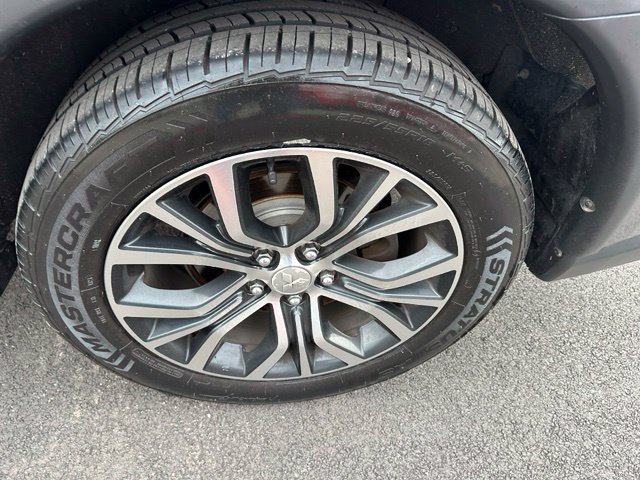 Used 2017 Mitsubishi Outlander GT AWD/4WD image 7