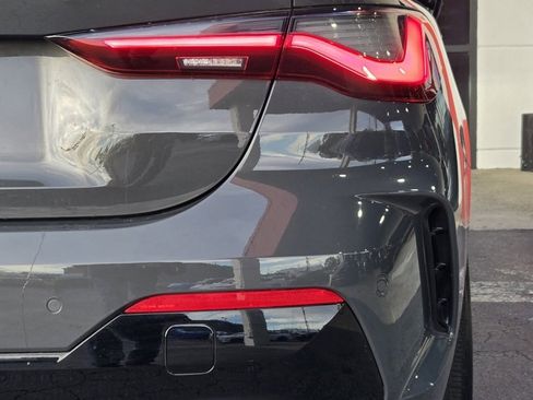 Used 2022 BMW 440i xDrive M440i xDrive w/ Premium Package image 9