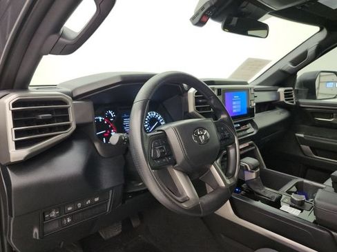 Used 2025 Toyota Tundra SR5 RWD image 12