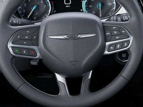 New 2026 Chrysler Pacifica Select FWD image 25
