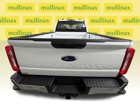 New 2026 Ford F250 XL w/ XL Chrome Package image 19