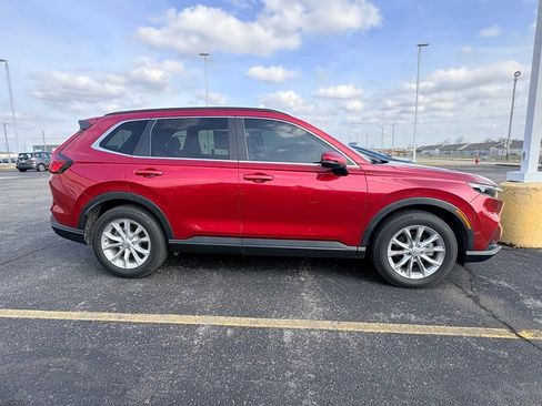 Used 2023 Honda CR-V EX image 2