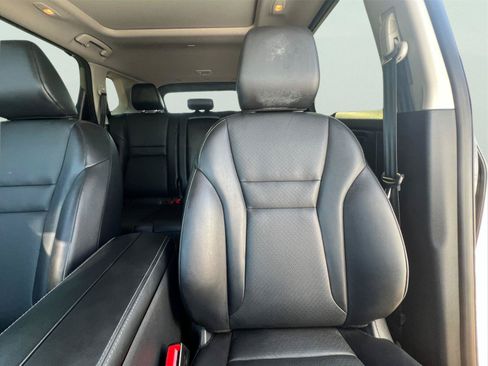 Used 2023 Nissan Rogue SV w/ SV Premium B Package FWD image 36