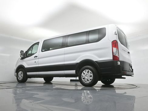 Certified 2022 Ford Transit 350 XLT RWD image 45