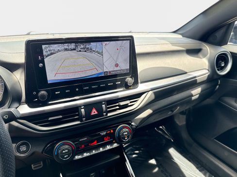 Used 2023 Kia Forte GT-Line w/ GT-Line Technology Package FWD image 23