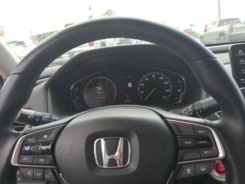 Used 2018 Honda Accord EX-L image 12