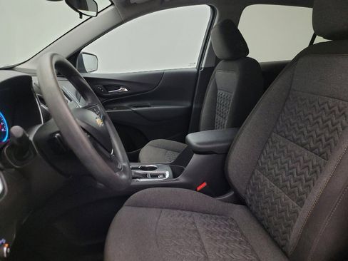 Used 2024 Chevrolet Equinox LT FWD image 17
