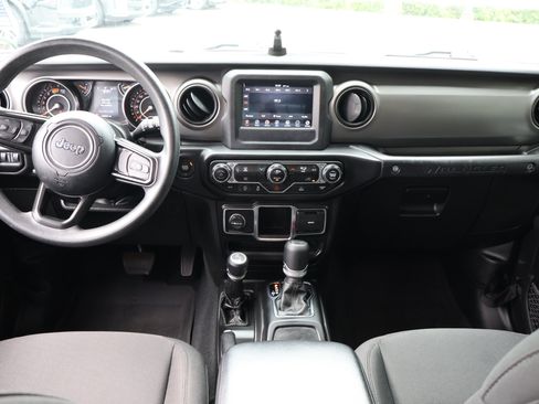 Used 2022 Jeep Wrangler Unlimited Sport AWD/4WD image 15