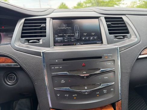 Used 2015 Lincoln MKS w/ Equipment Group 101A FWD image 13