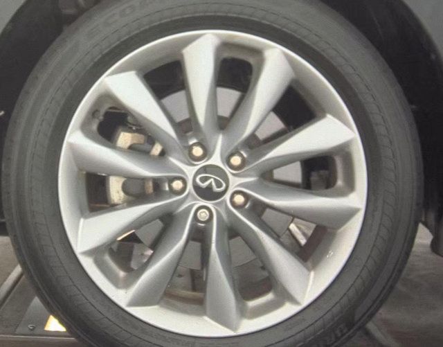 Used 2022 INFINITI QX50 Essential AWD/4WD image 9