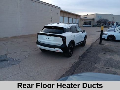 New 2026 Nissan Kicks SR w/ SR Premium Package image 4