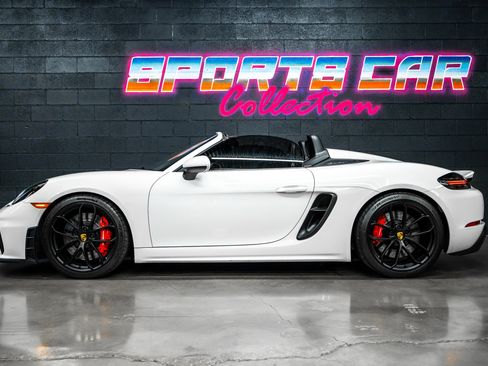 Used 2020 Porsche 718 Boxster Spyder image 2