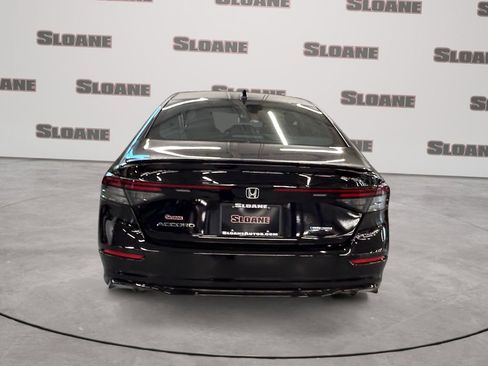 Used 2025 Honda Accord Sport image 4