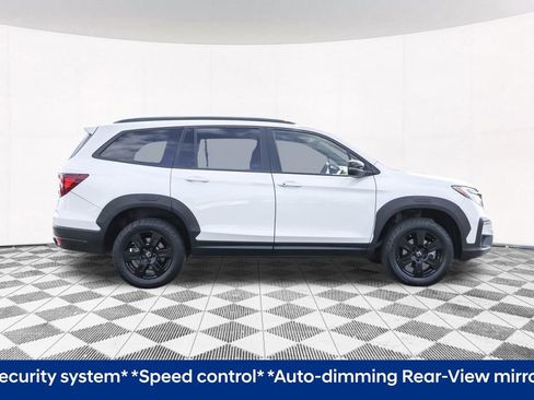 Used 2022 Honda Pilot TrailSport image 12