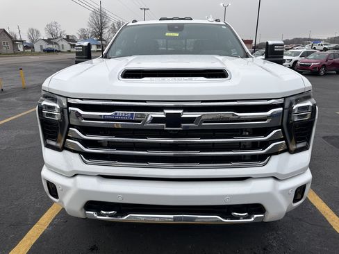 Used 2024 Chevrolet Silverado 3500 High Country image 6