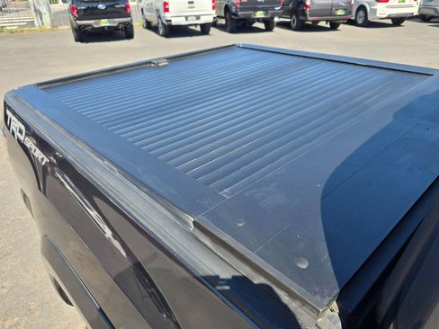 Used 2020 Toyota Tacoma TRD Sport w/ Technology Package image 14