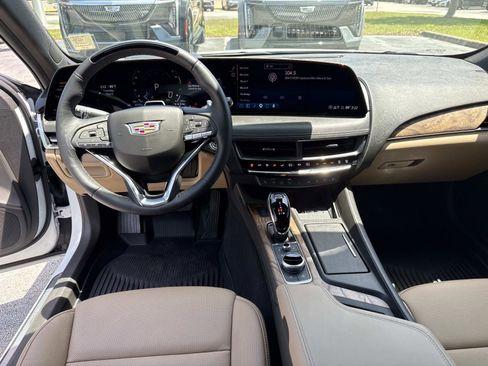 Used 2026 Cadillac CT5 Premium Luxury RWD image 16