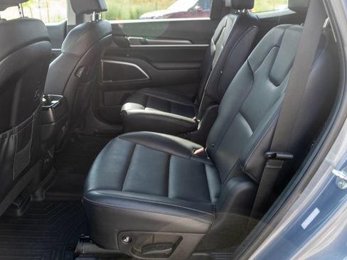 Used 2024 Kia Telluride S w/ S Sunroof Package AWD/4WD image 13